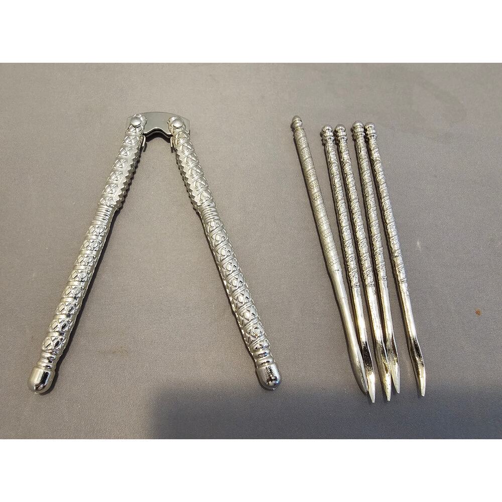 Vintage 5" Nut Cracker/Sheller and Pick Set - used